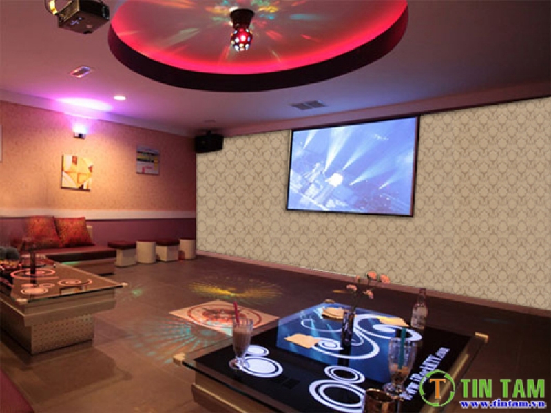 Giấy dán tường phòng karaoke q3, bán giấy dán tường quận 3, giay dan tuong tphcm, trang trí phòng karaoke voi giay dan tuong, giay dan tuong dep, giay dan tuong gia re